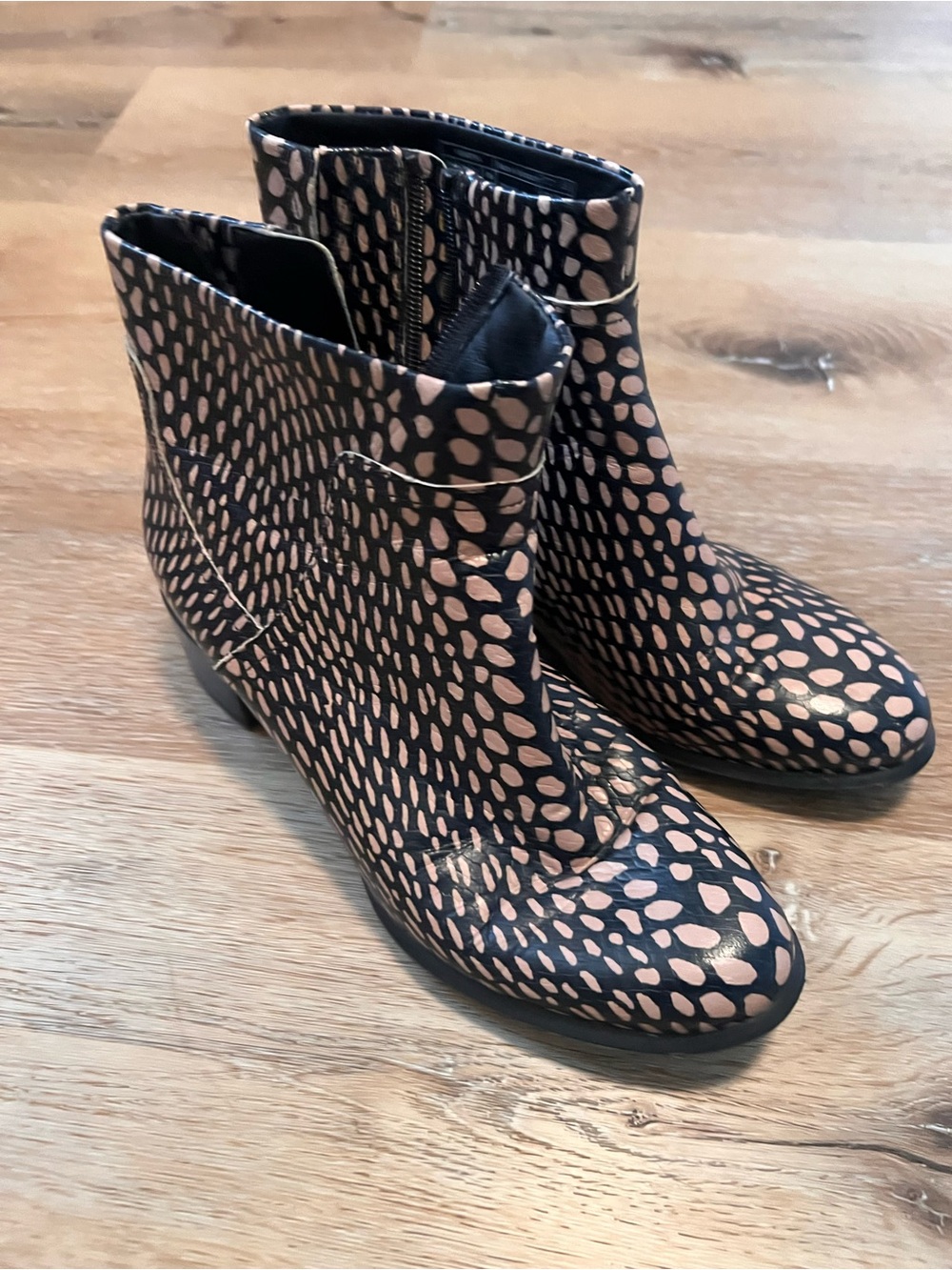 Vionic Black & Pink Dot-Pattern Ankle Booties